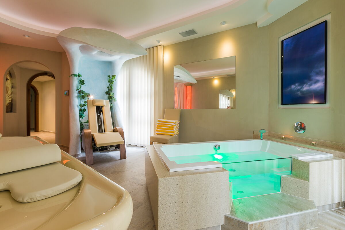 Schöner Behandlungsraum für Spa und Wellness im Hotel Das-Schmidt im Burgenland