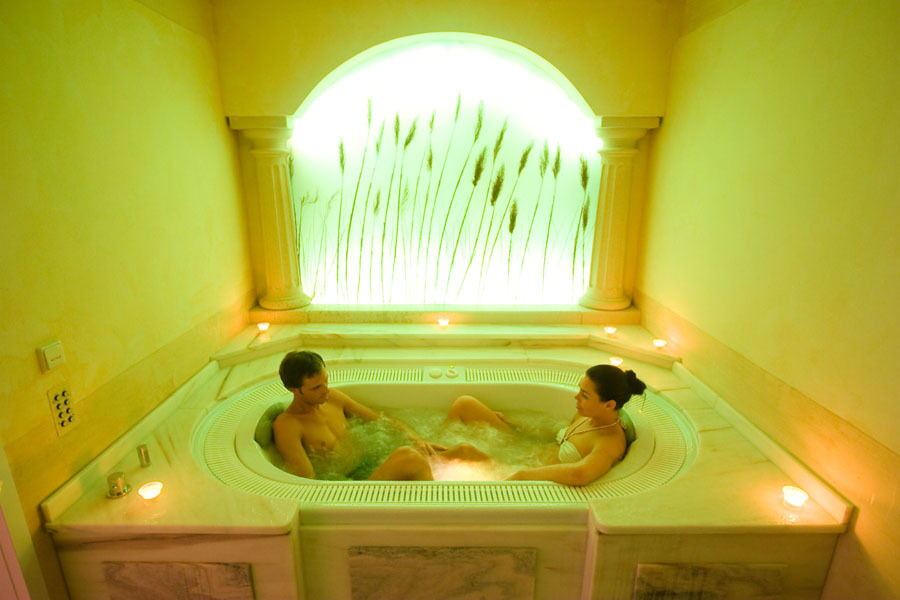Romantik Urlaub im Romantik Bad für Zwei im Hotel Das-Schmidt
