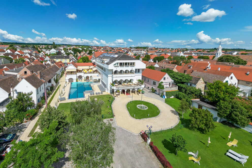 Drohnenaufnahmen vom Hotel Das-Schmidt im Burgenland und dem dazugehörigen Hotelgarten © Manfred Sodia Photography