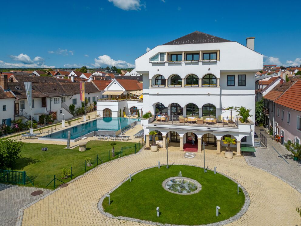 Drohnenaufnahmen vom Hotel Das-Schmidt im Burgenland und einem Teil des dazugehörigen Hotelgarten © Manfred Sodia Photography